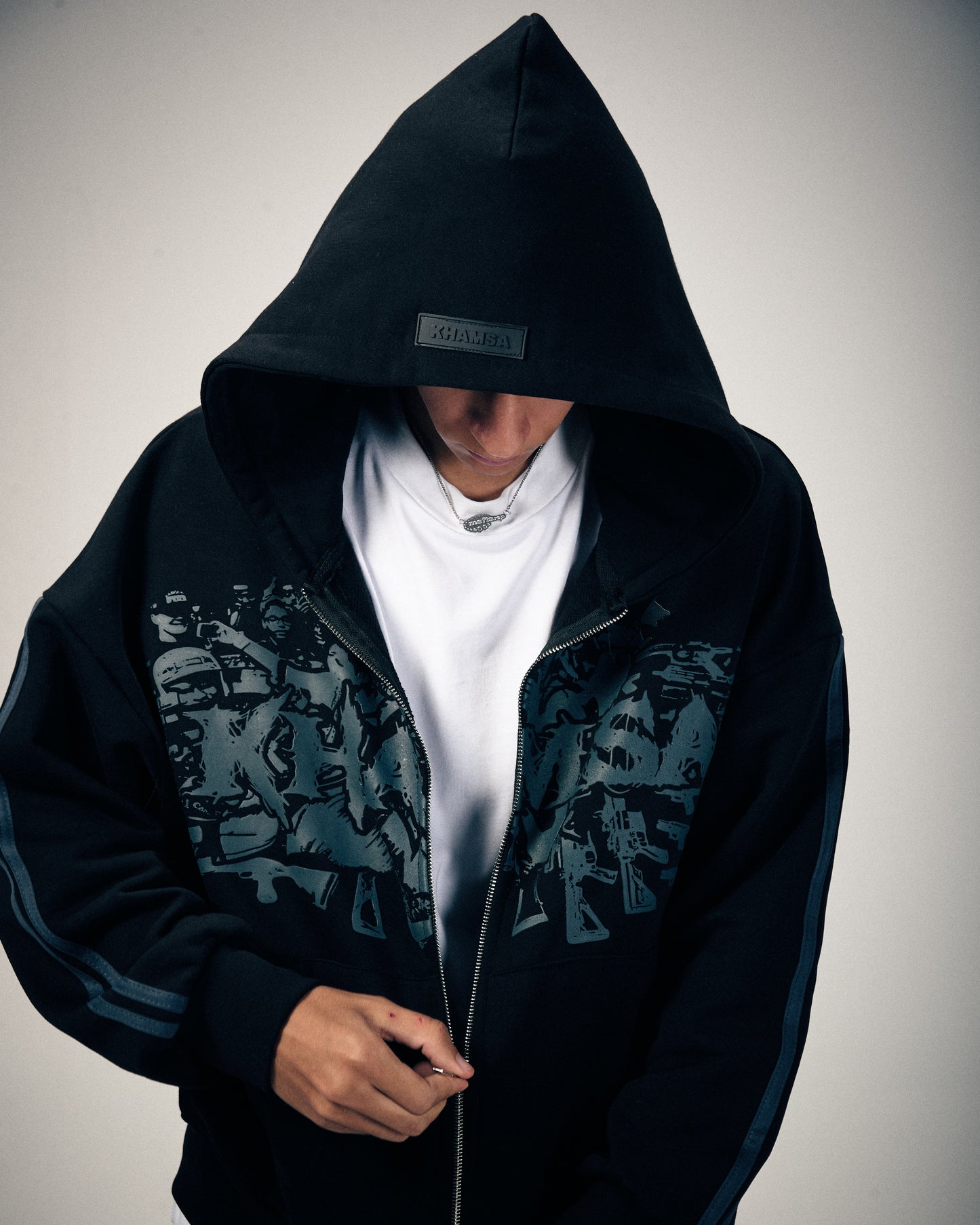 Midnight zip-up black